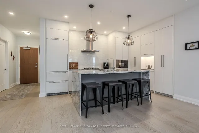 Additional image 19 of 1441 Elgin St Unit 302