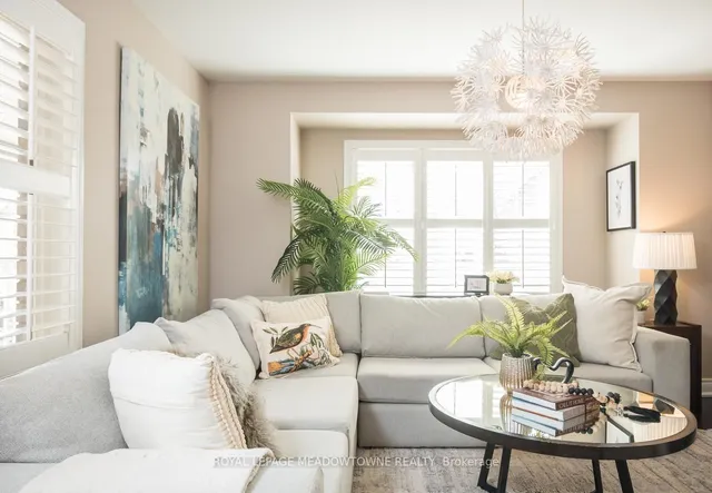 Additional image 7 of 236 Magurn Gate