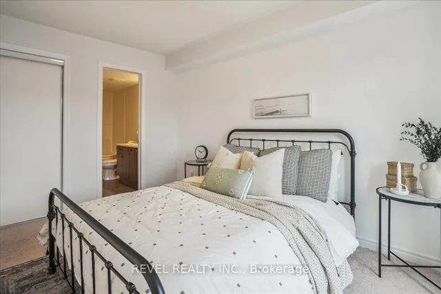 Additional image 22 of 3038 Blacktusk Common