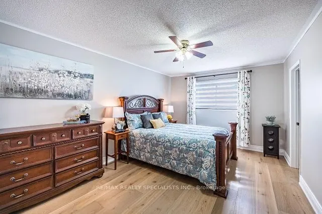 Additional image 16 of 6 Niles Crt