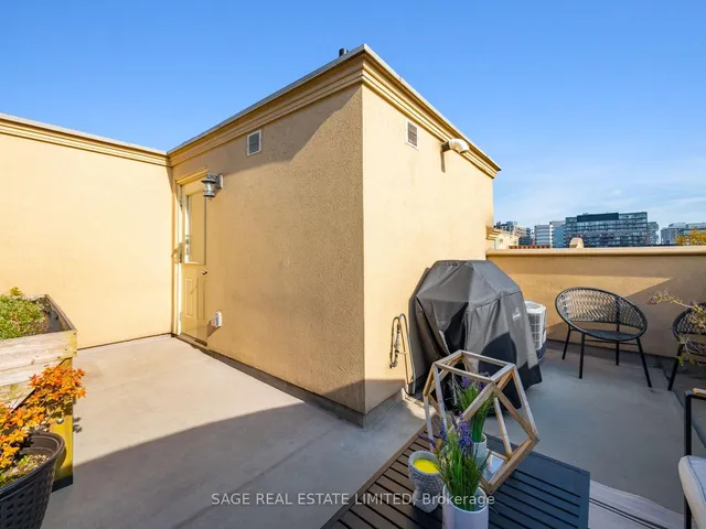 Additional image 22 of 78 Carr St Unit 5