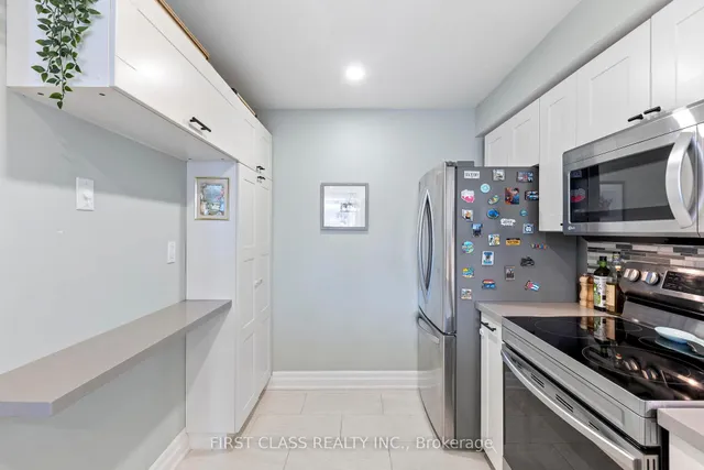 Additional image 8 of 3845 Lake Shore Blvd Unit 102