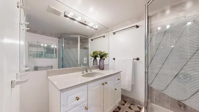 Additional image 25 of 90 Old Sheppard Ave