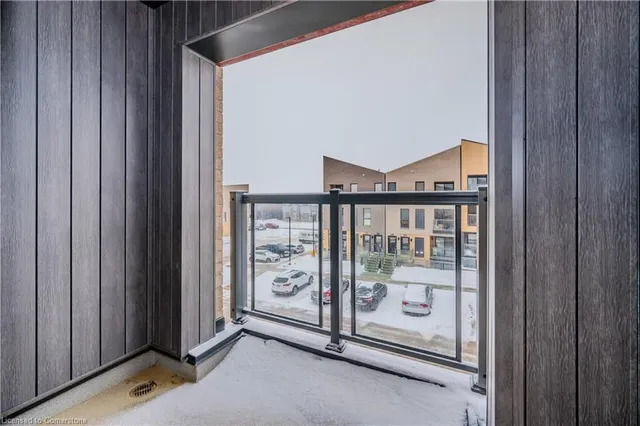 Additional image 29 of 17 Urbane Blvd Unit I073