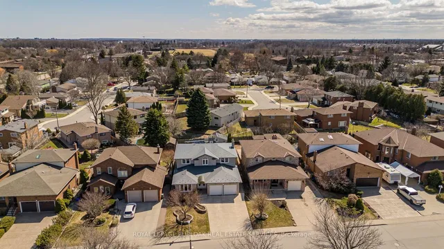 Additional image 4 of 71 Courtland Ave