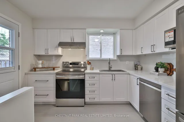 Additional image 11 of 65 Ovendon Sq