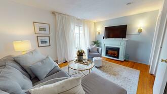 Additional image 5 of 320 C Bluevale St N