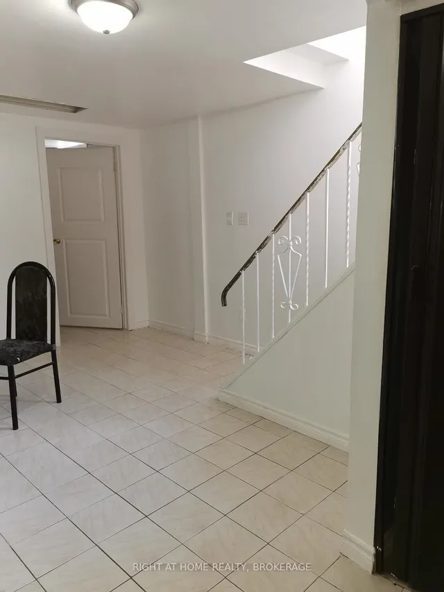 Additional image 13 of 3708 Woodruff Cres