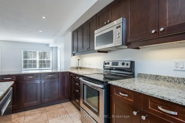 Additional image 15 of 45 Woolwich St