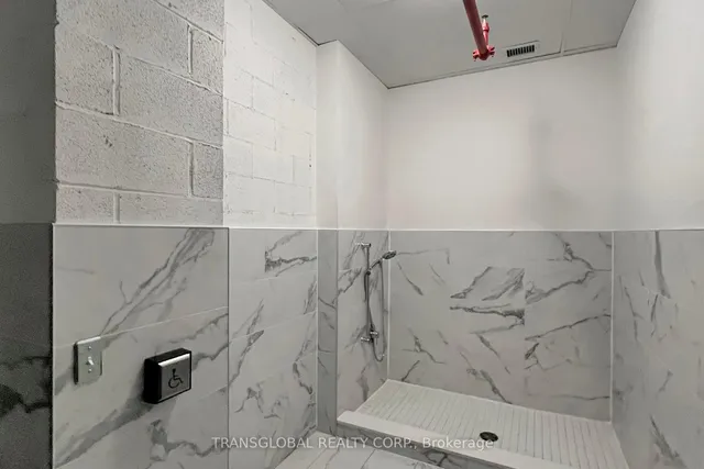 Additional image 19 of 2301 Danforth Ave Unit 308