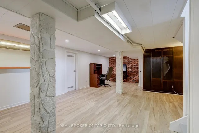 Additional image 38 of 1252 Lakeview Dr