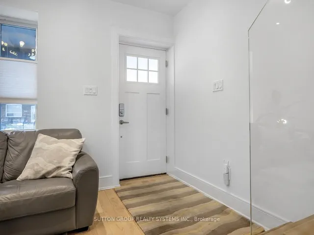 Additional image 5 of 217 Earlscourt Ave