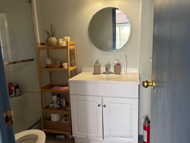 Additional image 15 of 31 Paisley Ave