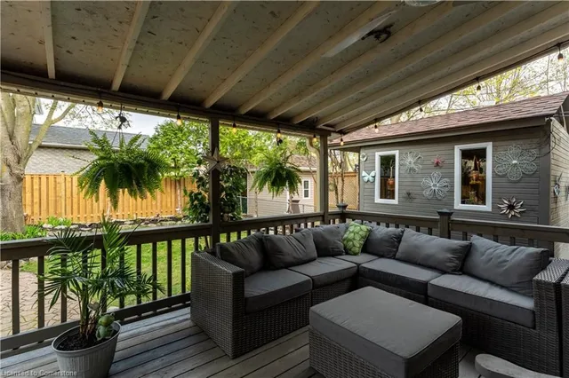 Additional image 36 of 2385 Cotswold Cres