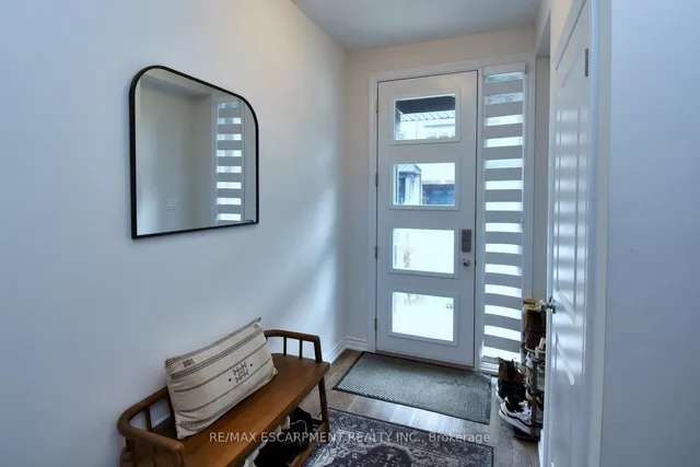 Additional image 4 of 187 Wilson St Unit 4