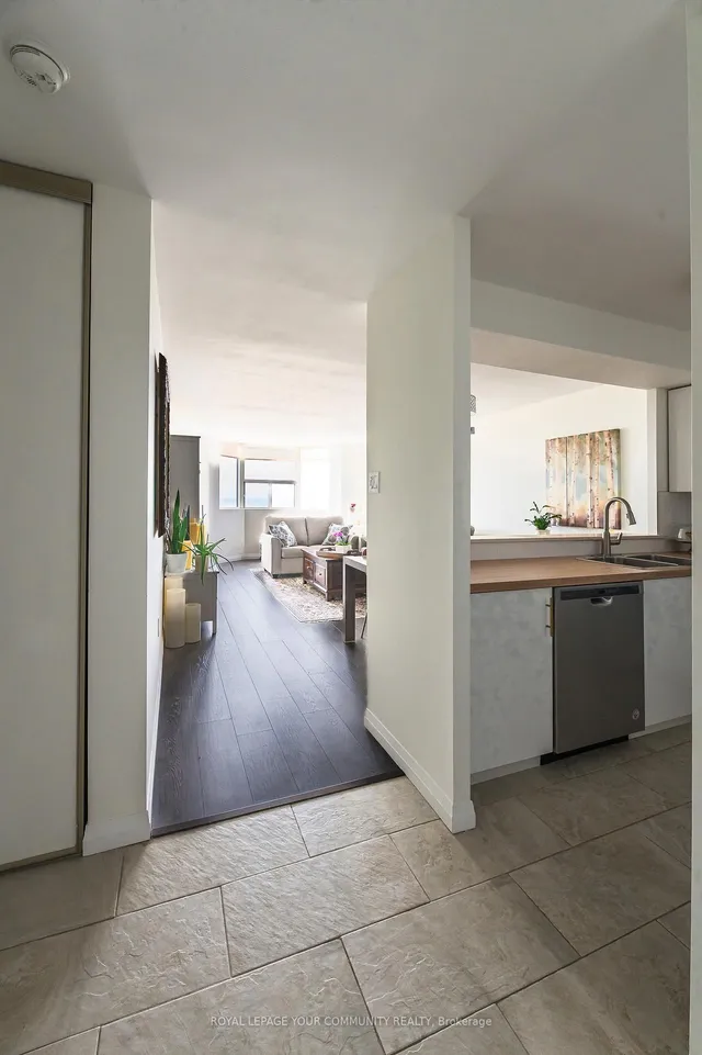 Additional image 26 of 3845 Lake Shore Blvd Unit 1608