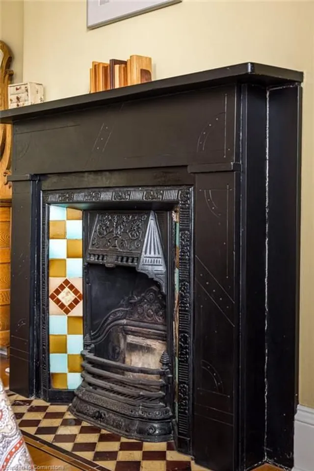 Additional image 27 of 62 Locke St