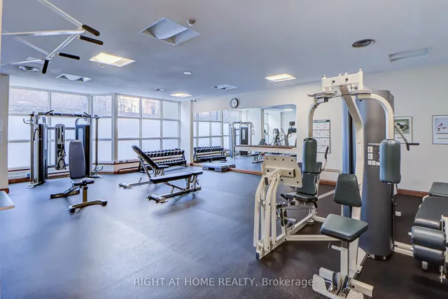 Additional image 42 of 130 Carlton St Unit 1207