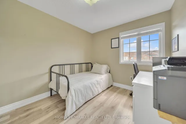 Additional image 35 of 90 Timbertop Cres