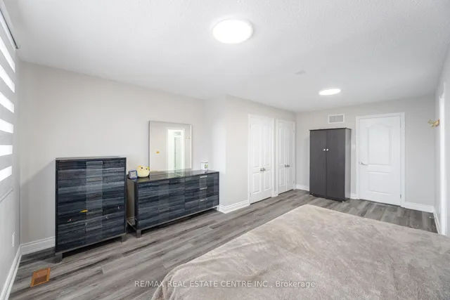 Additional image 24 of 27 Woodsend Ru