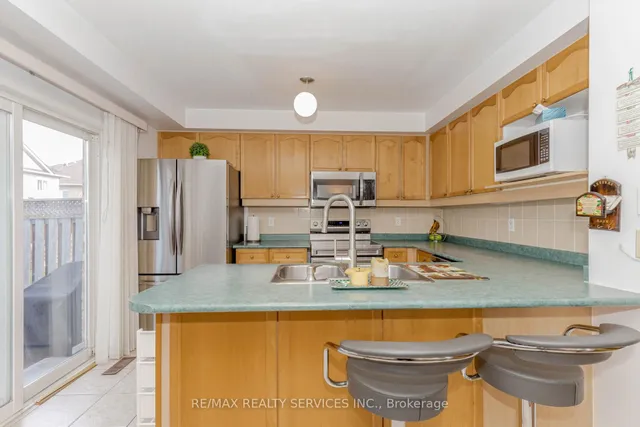 Additional image 16 of 66 Viceroy Cres