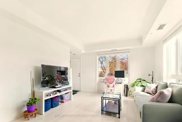 Additional image 4 of 4015 Hickory Dr Unit 2