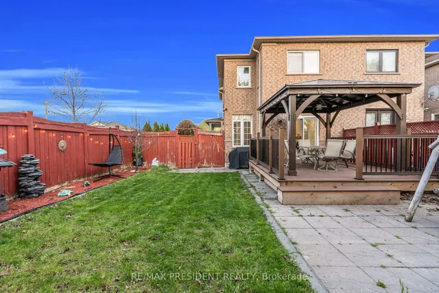 Additional image 45 of 994 Ledbury Cres