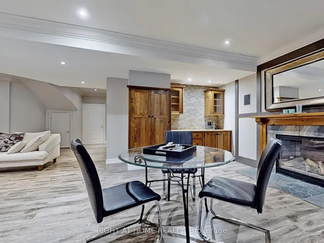 Additional image 34 of 1504 Pinery Cres