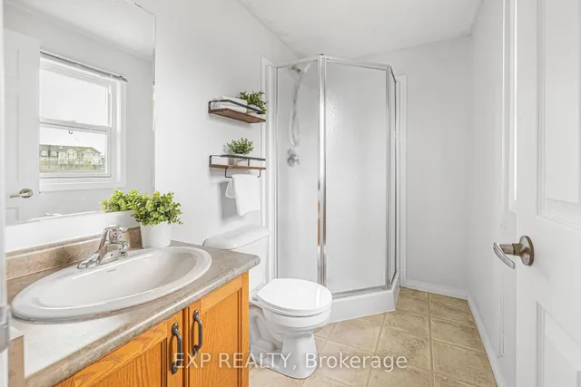 Additional image 17 of 181 Sophia Cres