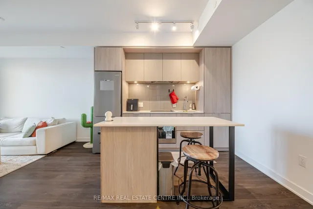 Additional image 11 of 130 River St Unit 501