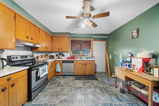 Additional image 8 of 39 Heathview Ave