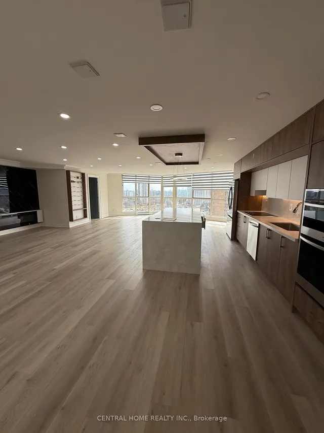 Additional image 4 of 85 Skymark Dr Unit 1602