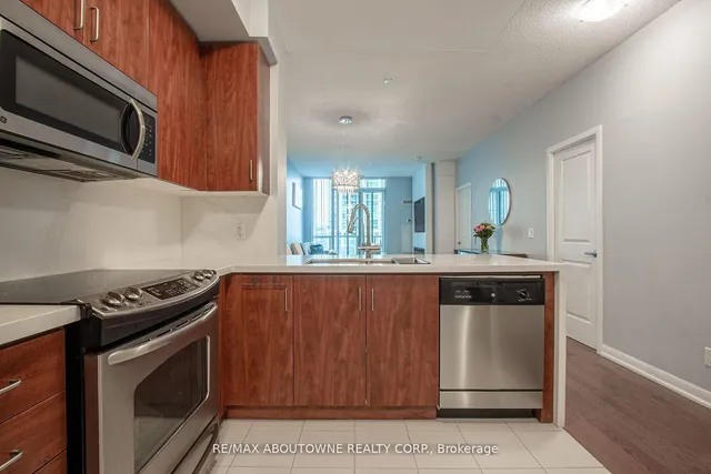 Additional image 13 of 205 Sherway Gardens Rd Unit 315