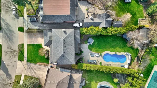 Additional image 39 of 52 Courtsfield Cres