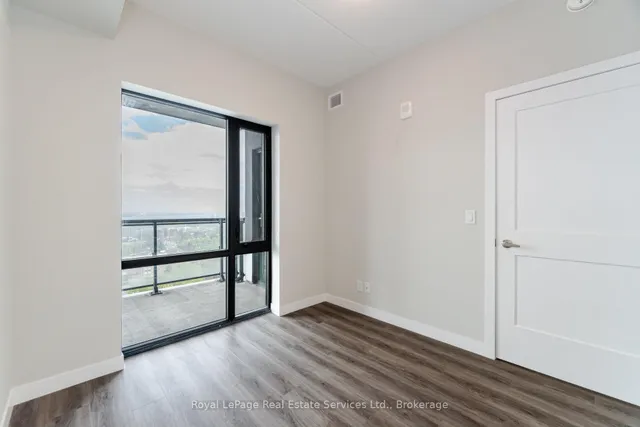 Additional image 18 of 15 Queen St Unit 1409