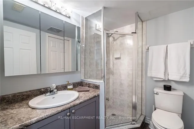 Additional image 18 of 1701 Lampman Ave Unit 201