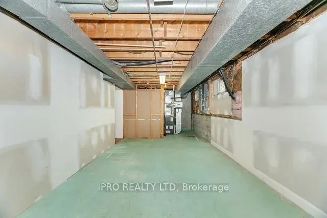 Additional image 40 of 42 Hillside Dr