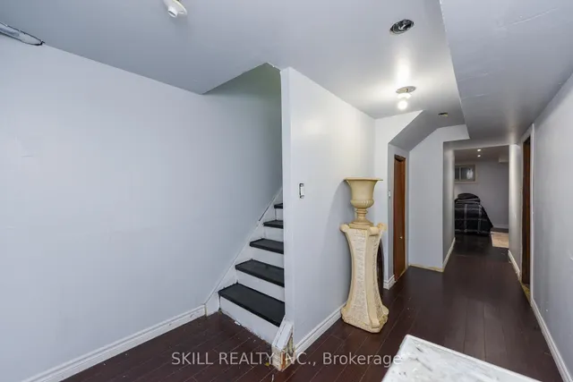 Additional image 27 of 7500 Goreway Dr Unit 92