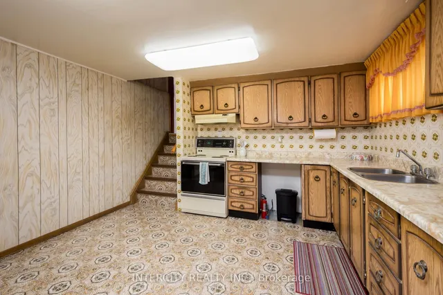 Additional image 33 of 852 Glencairn Ave