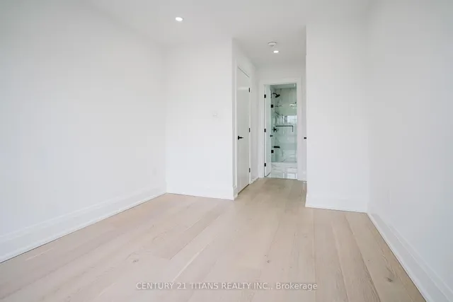 Additional image 28 of 83 Kalmar Ave