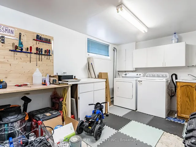 Additional image 29 of 640 Rathburn Rd Unit 8