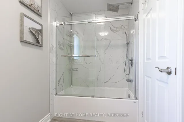 Additional image 21 of 4302 Highgate Cres