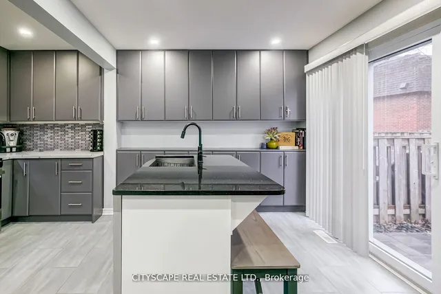 Additional image 7 of 30 Heslop Rd Unit 17