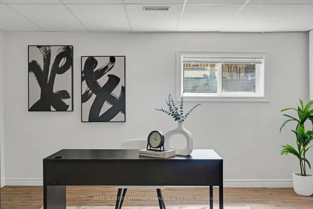 Additional image 19 of 7 Thirty Fifth St