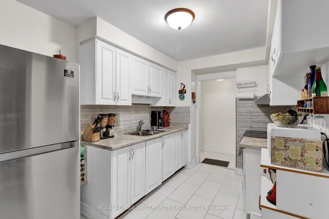 Additional image 12 of 91 Foster Cres Unit 91