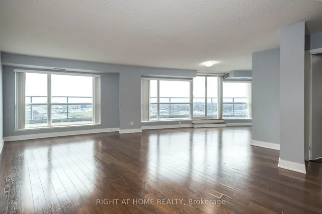 Additional image 8 of 125 Village Green Sq Unit 3703