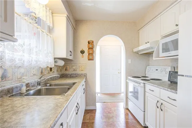 Additional image 10 of 53 Kingswood Dr