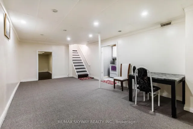 Additional image 38 of 144 Archdekin Dr