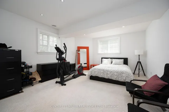 Additional image 26 of 302 Pinehurst Dr