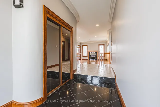 Additional image 6 of 388 Hemlock Ave